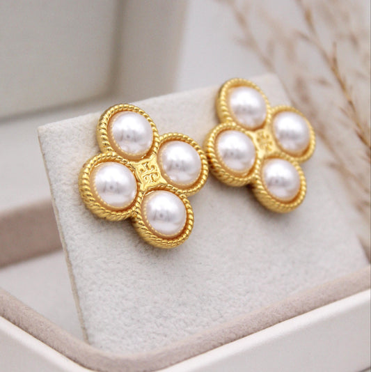 Georgianna Pearl Earrings