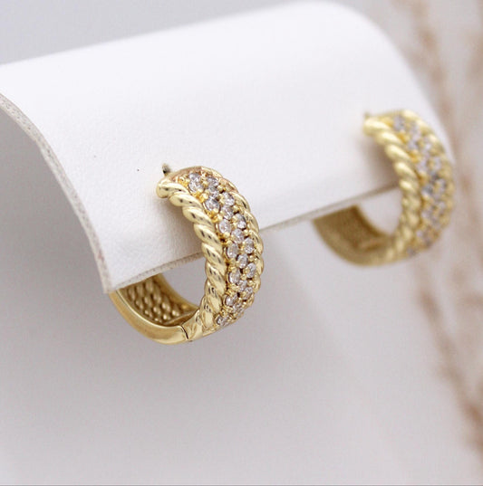 Artemisa Huggie Earrings